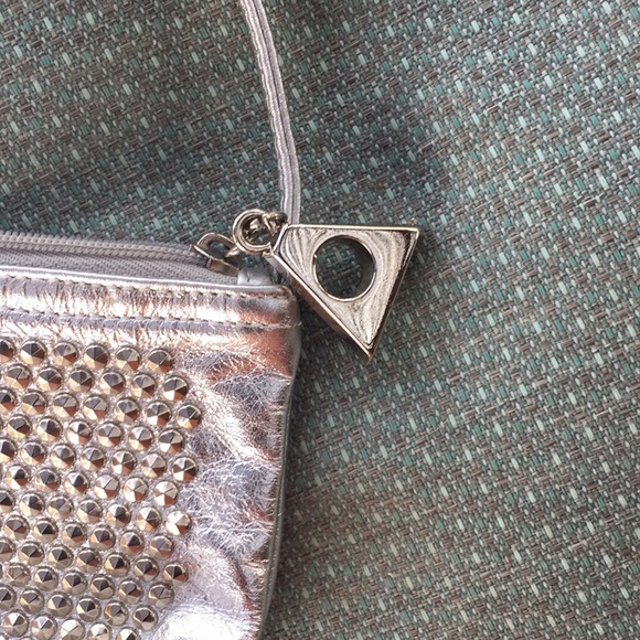 Silver leather studded purse - Picture 2 of 4